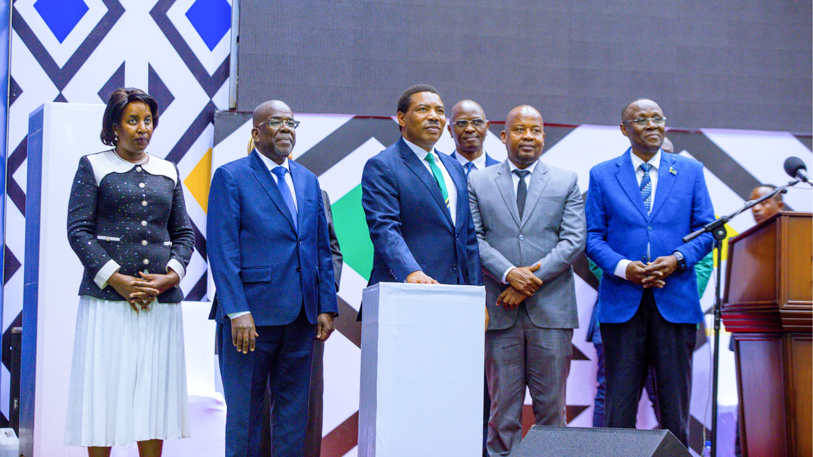 SERA YA TAIFA YA UGAVI YAZINDULIWA KUZIBA MIANYA YA RUSHWA NA UPENDELEO.