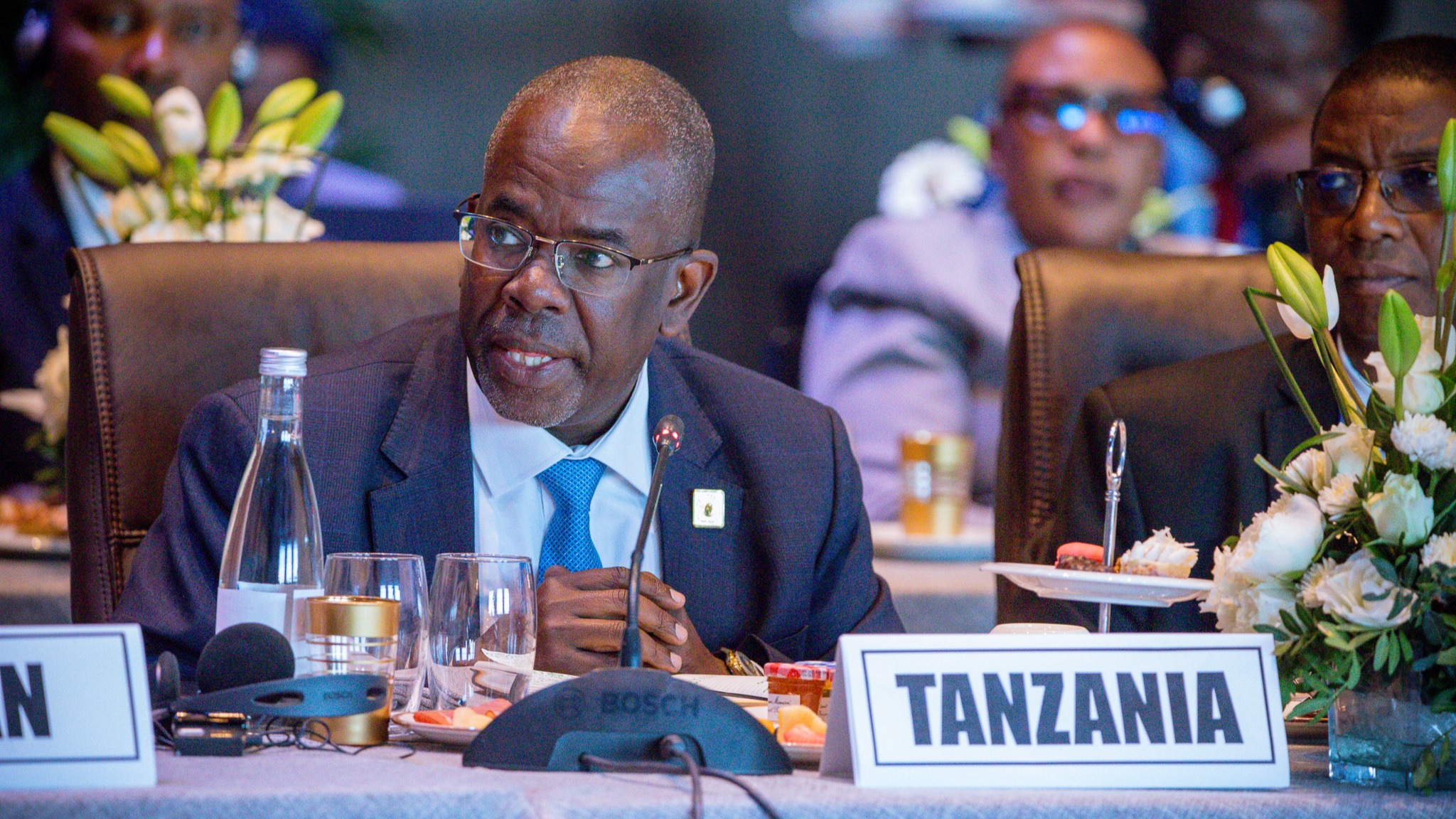 BARA LA AFRIKA LIWEKE MIKAKATI YA KUKABILIANA NA ATHARI ZA VITA MASHARIKI YA KATI