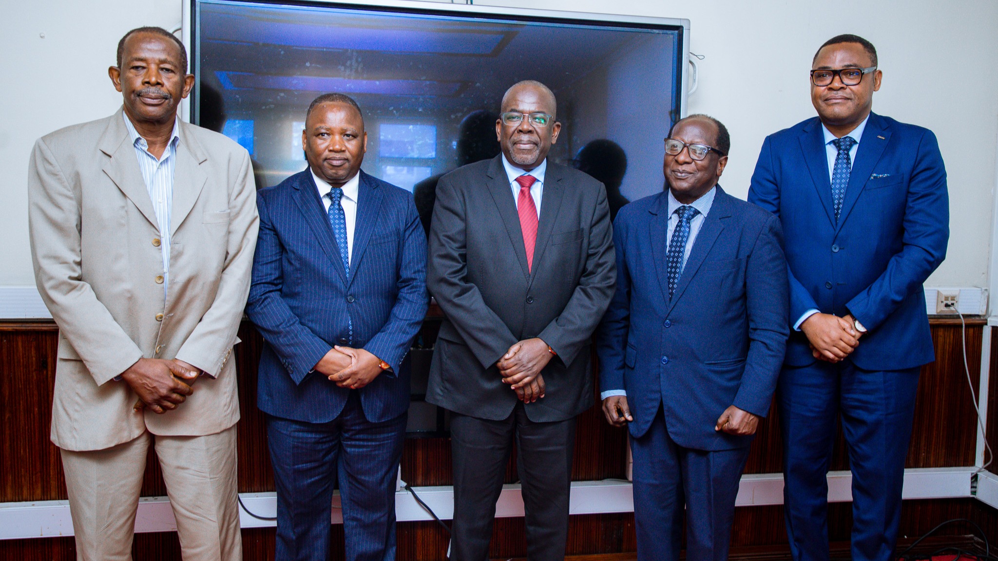 TIB YAAGIZWA KUHAKIKISHA INACHAGIZA UKUAJI WA MAENDELEO YA UCHUMI WA TAIFA