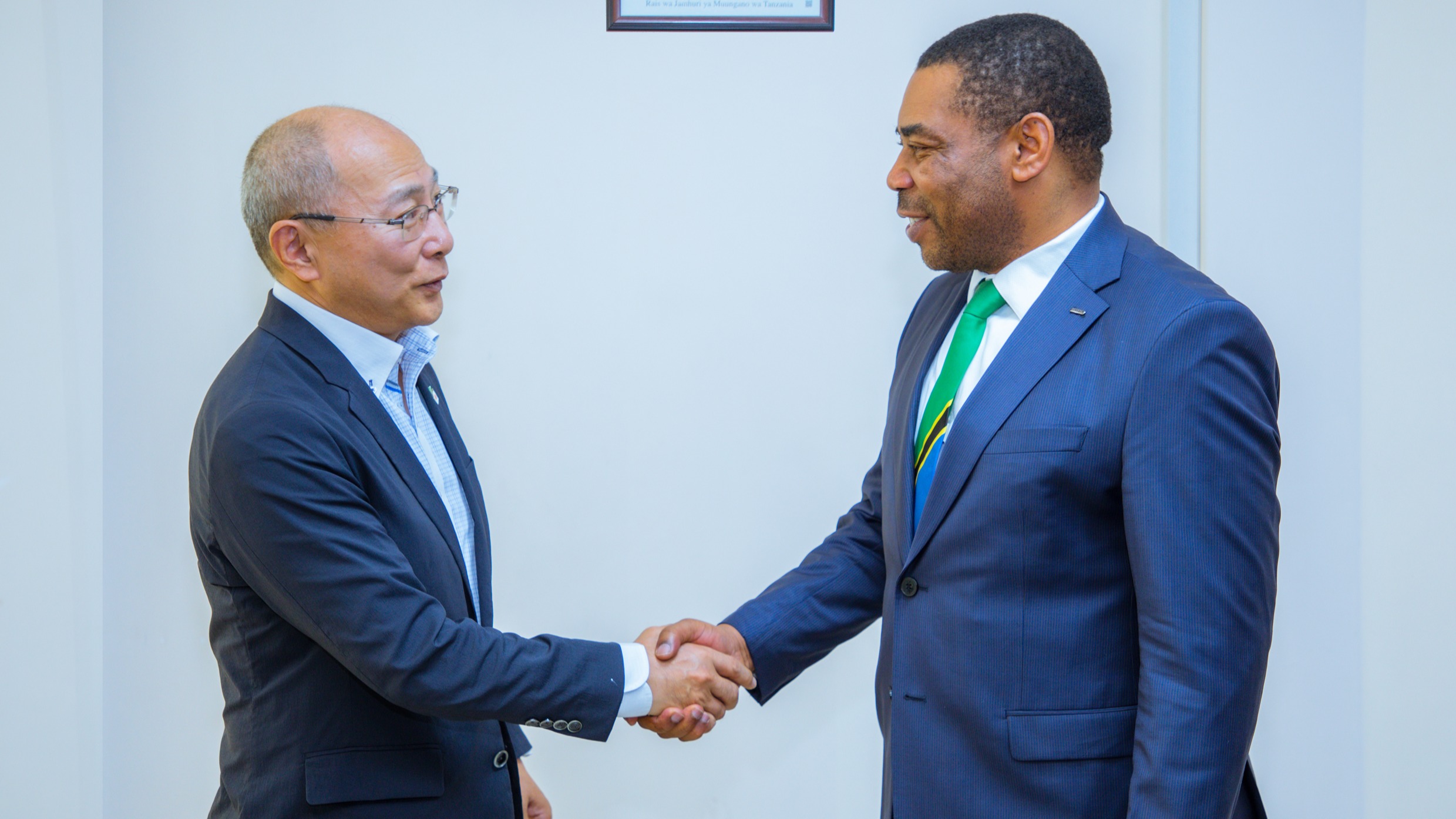 DKT NCHEMBA AWAALIKA WAWEKEZAJI KUTOKA JAPAN