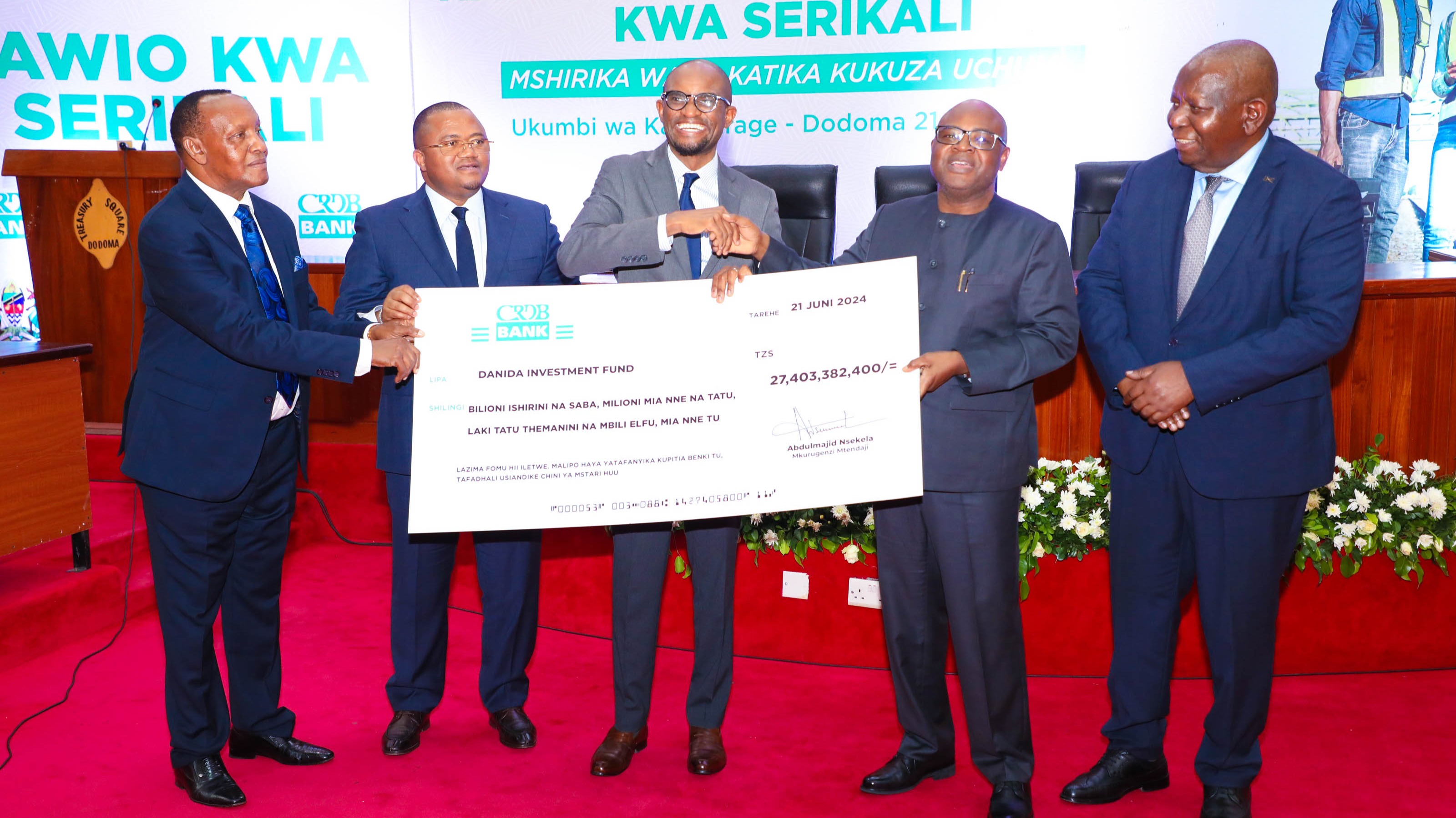 SERIKALI KUU YAPOKEA GAWIO LA SH. BILIONI 27.4 KUTOKA BENKI YA CRDB