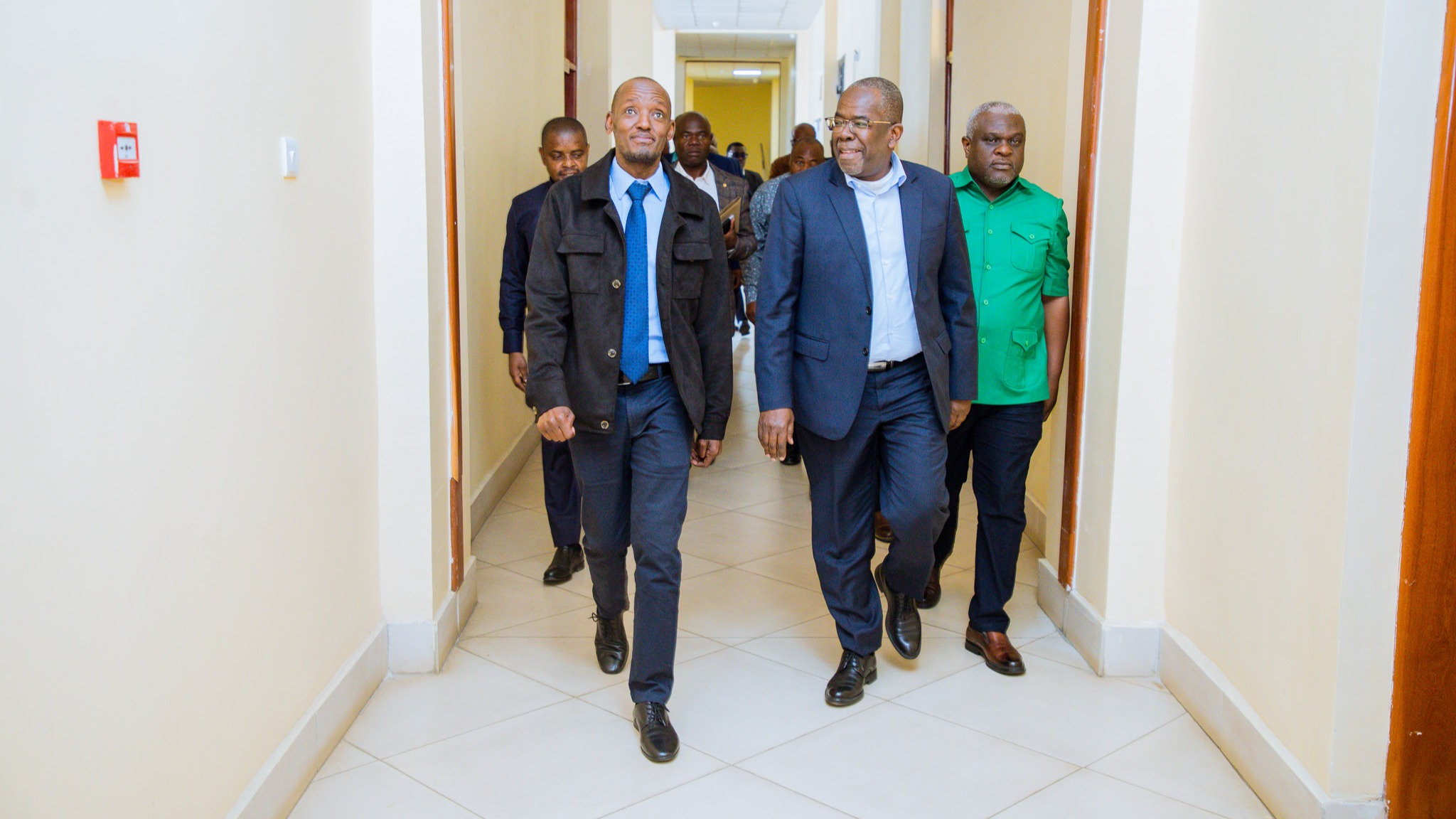 SERIKALI KUIMARISHA MIUNDOMBINU KUCHOCHEA UZALISHAJI NA UKUAJI WA UCHUMI.