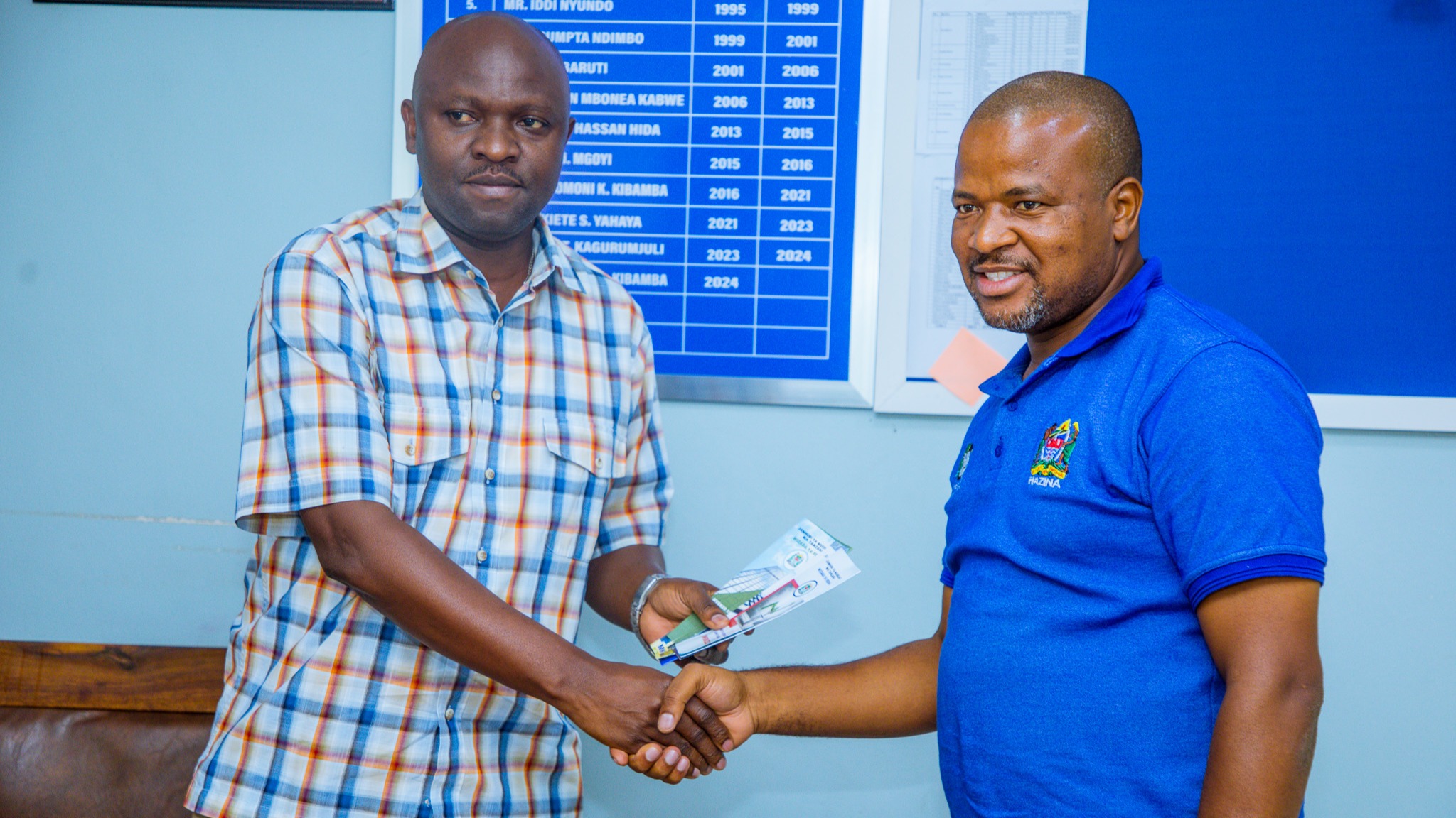 WAFANYAKAZI WASHAURIWA KUWEKEZA KABLA YA KUSTAAFU